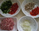 エスニック肉味噌☆キャベツにのせて作り方1写真