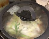 朝食の一品に！ネギと厚揚げの卵とじ煮作り方2写真