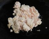 ごぼうの風味で美味★鶏ごぼうチャーハン作り方2写真