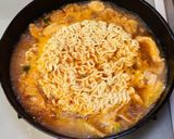 豚肉とキムチと豆腐の辛ラーメン作り方6写真
