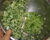 野菜たっぷり餃子！ごま油がきいてるっ作り方3写真