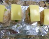 チーズを乗せた　梅風味たらこおにぎり作り方5写真