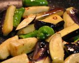茄子と大葉の肉味噌炒め作り方2写真