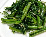 空芯菜のにんにく塩炒め作り方4写真