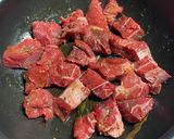 里芋が主役のすね肉ほろほろビーフシチュー作り方1写真