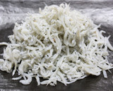 ミニトマトと静岡産釜揚げしらすのサラダ作り方1写真