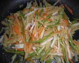 中華風かまぼこ入り炒め作り方5写真