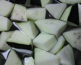 鮭とナスのオイスターソース炒め作り方1写真
