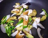 簡単＊ちくわと野菜の炒め物　粉チーズ風味作り方4写真