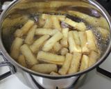 豚肉・油揚げ・長ネギで肉汁うどん作り方5写真