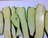 生ハムチーズのくるくるズッキーニ巻♪作り方1写真