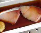 フライパンで照り照り＊ブリの照り焼き＊作り方1写真