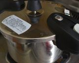 豚バラと新じゃがのパパッと圧力鍋レシピ☆作り方6写真