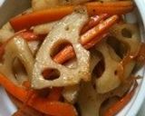 れんこんとにんじんのガーリックバター炒め作り方4写真