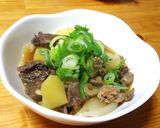 スタミナ料理！肉じゃがならぬモツじゃが！作り方6写真