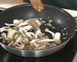 イカの詰めもの　きのこソース作り方8写真
