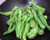 万願寺とうがらしの醤油炒め作り方4写真