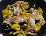 手羽元と夏野菜のトマト煮込み作り方5写真