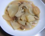 ホタテの出しで玉ねぎと大根の煮物作り方4写真