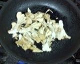 焼きまいたけと野沢菜のクリームチーズ和え作り方3写真