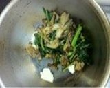 焼きまいたけと野沢菜のクリームチーズ和え作り方5写真