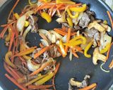 彩り牛肉の和風しぐれ炒め作り方9写真