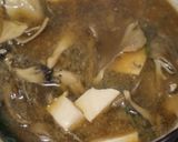 ほっこり♩まいたけと豆腐のみそ汁作り方3写真