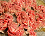 牛肉とにんにくの芽の焼肉のタレ炒め作り方1写真