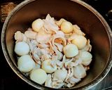 豚バラと里いもとこんにゃくの煮物作り方4写真
