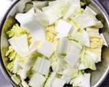 鶏ささみ肉と 白菜 きのこの ナンプラースープ♪作り方3写真
