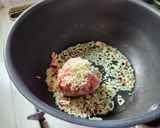 豚ひき肉とニラと卵と海老で！栄養満点中華風パスタ作り方3写真