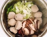 つみれと 白菜 椎茸の お味噌汁作り方3写真