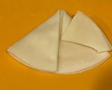 餃子の皮で子ども兜作り方3写真