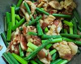 簡単豚バラ肉とニンニクの芽の炒め物作り方3写真