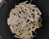 大根の皮捨てないで！炒めたら美味しいよ作り方2写真