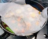 ごはんがすすむ！里芋と豚バラの彩り煮作り方6写真