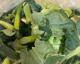 ブロッコリーの茎と豚肉のタイ🇹🇭風炒め物作り方1写真