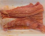 生姜焼き用のお肉deカリカリ豚唐揚げ作り方1写真