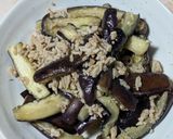 簡単★茄子と挽肉のタッケルン炒め作り方4写真