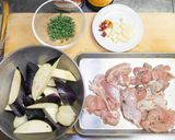 鶏もも肉と茄子のポン酢パスタ作り方2写真
