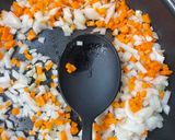 #キャベツとニンニク醤油の彩り炒飯作り方2写真