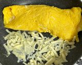 外カリ中トロのチーズオムレツ作り方3写真