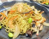 昆布茶で旨味アップ☆たこ焼きそば作り方7写真
