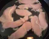 茹で鶏のピリ辛和え作り方1写真