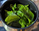ほんのり苦み！つるむらさきのお味噌汁作り方3写真