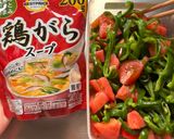 ピーマンとトマトの鶏ガラ出汁の和え物作り方3写真