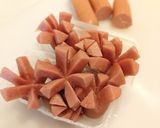お弁当に♪レンジで15秒！お花ウインナー作り方3写真