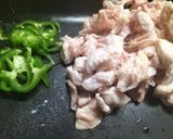🐓カリパリ鶏皮×エスニック🧡深夜居酒屋🌙作り方1写真