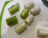 手羽とろとネギのゆず味噌バター炒め作り方1写真