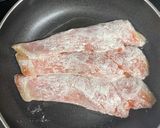 鮭のムニエルとガーリックバジルヨーグルト作り方3写真